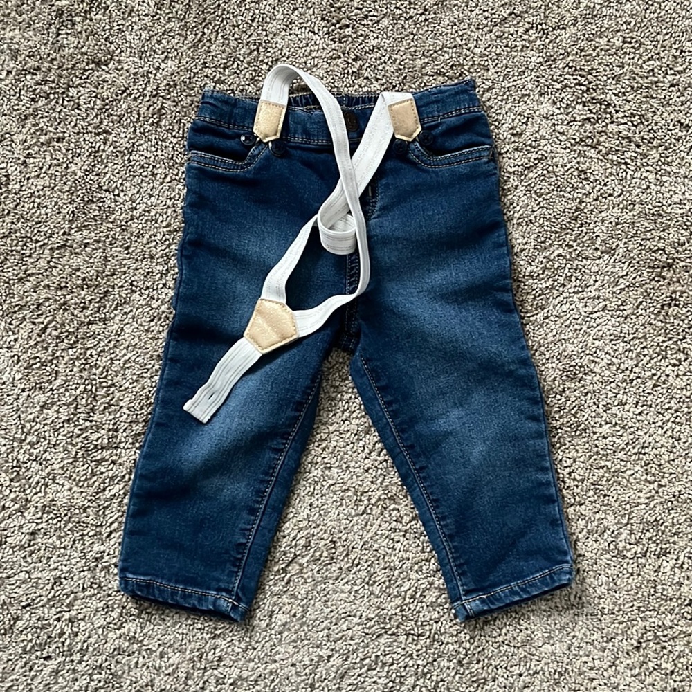 OshKosh baby girl 9-12m